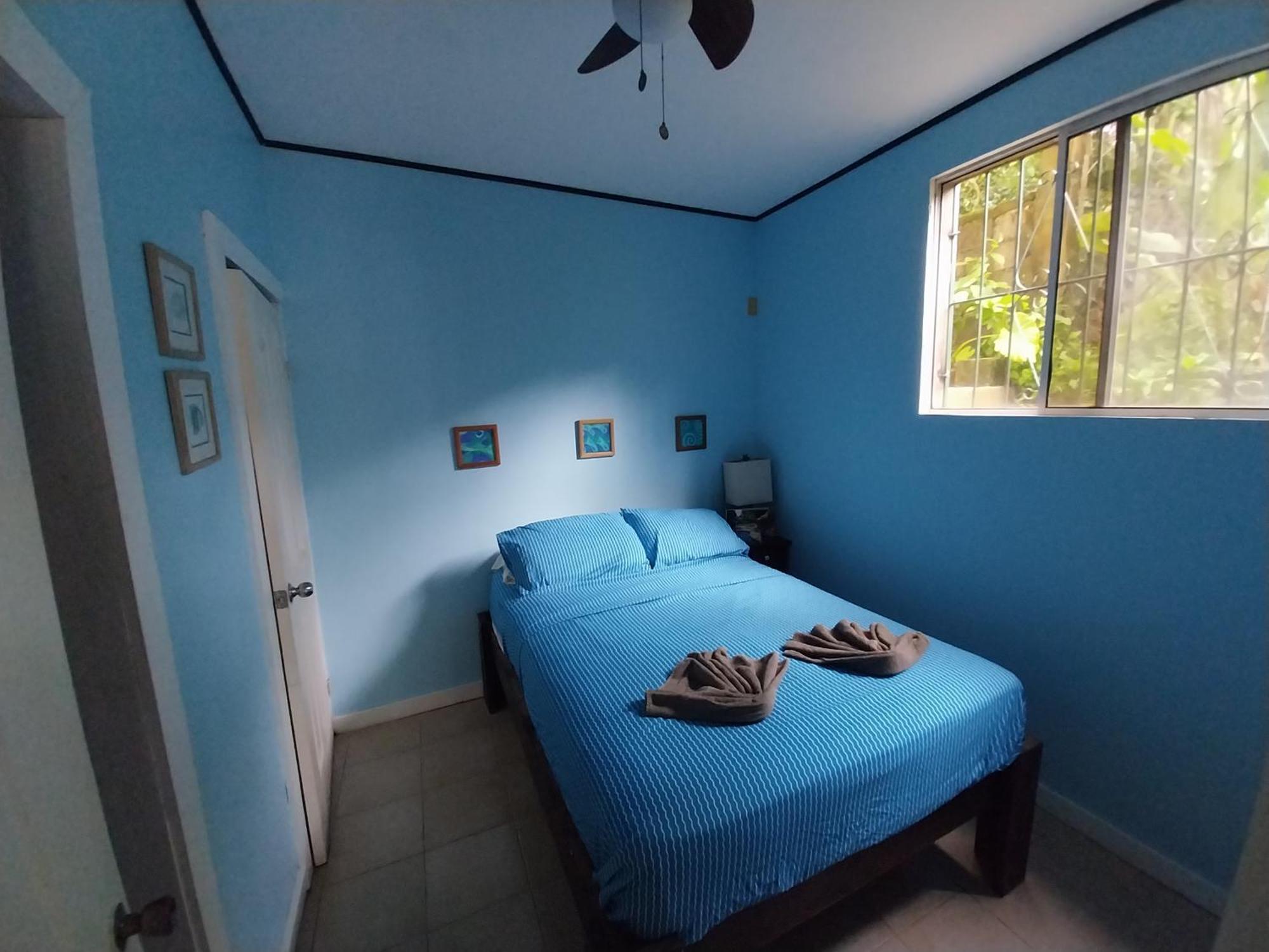 Roatan Backpackers' Hostel Sandy Bay Exterior foto